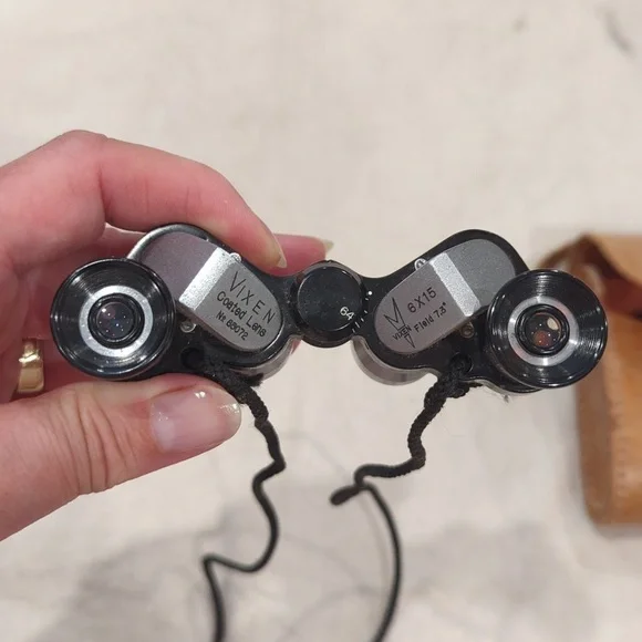 Opera Glasses - Picture 2 of 4